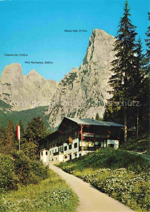 Hinterbaerenbad Kaisertal Tirol AT Anton Karg Haus mit Totenkirchl und Kleine Ha