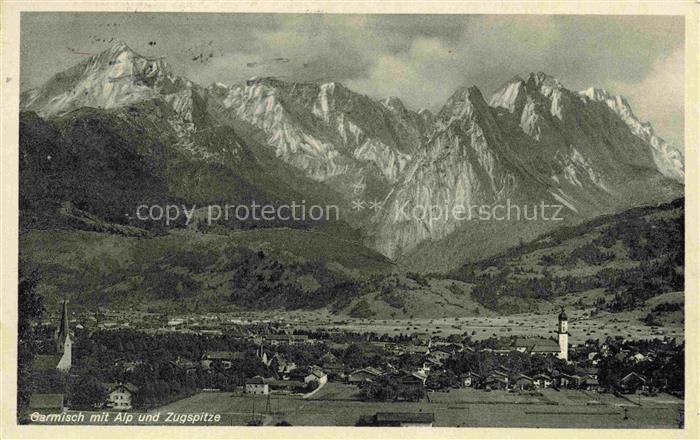 GARMISCH-PARTENKIRCHEN Bayern Panorama Blick gegen Alp und Zugspitze Wetterstein