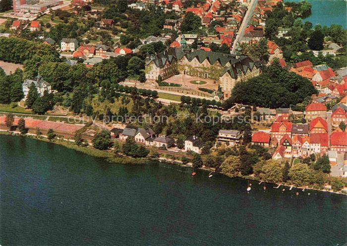 Ploen am See Schleswig-Holstein Schloss Seenlandschaft Holsteinische Schweiz