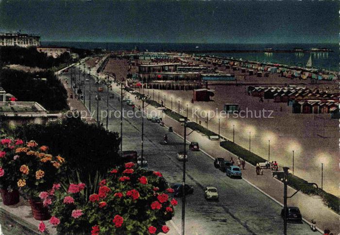 RIMINI IT Lungomare e bagni Nettuno notturno