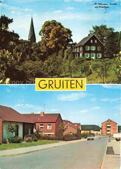 Gruiten Haan NRW St Nikolaus Kirche mit Pfarrhaus Dorfstrasse