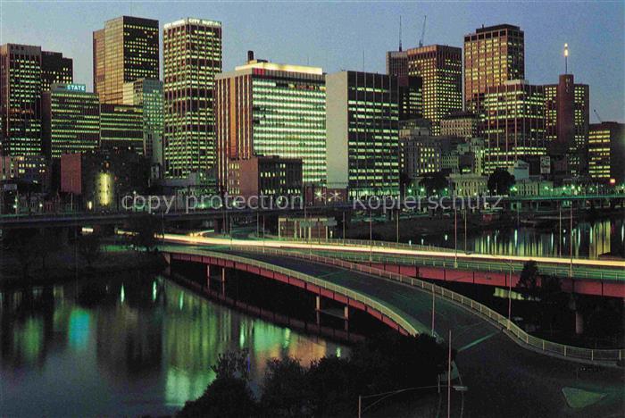 MELBOURNE  Victoria Australia Nacht Licht Stadt Ansicht Bruecke