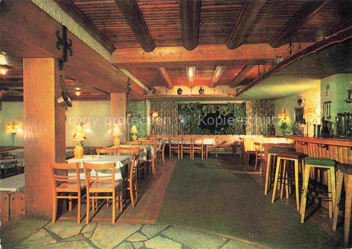 Fuschl See Salzkammergut AT Bar und Tanzsaal im Hotel Seerose Gastraum Bar