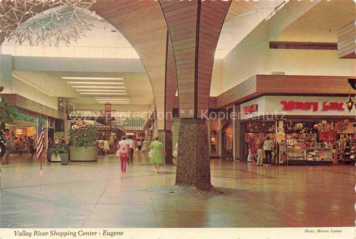 Eugene Oregon USA Regional Center with a Climat Controlled Mall