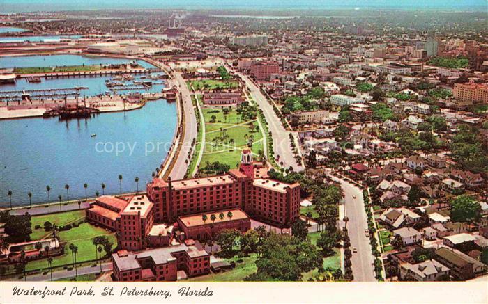 St Petersburg Florida USA Waterfront Park with Vinoy Park Hotel Fliegeraufnahme
