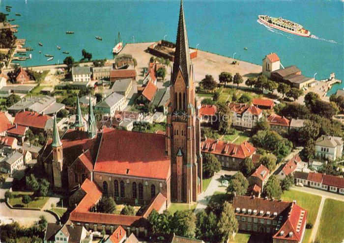 Schleswig Schlei Erfde Schleswig-Holstein Fliegeraufnahme mit Kirche