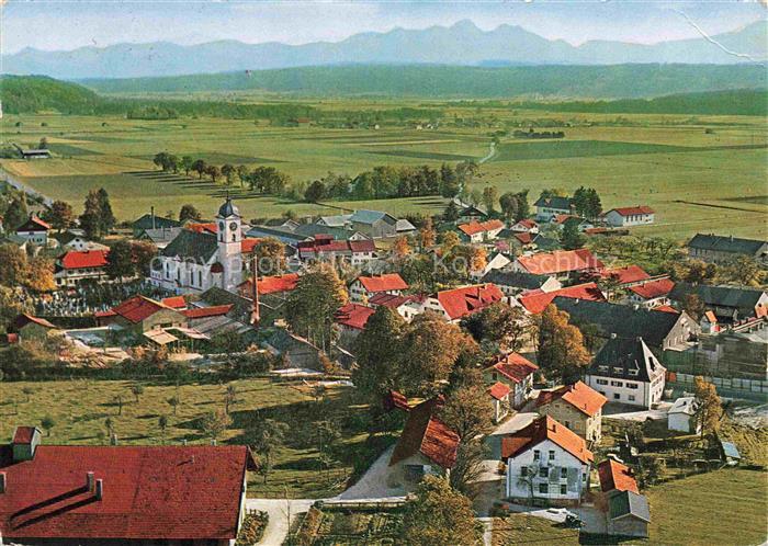Feldkirchen-Westerham Bayern Fliegeraufnahme mit Blick auf Wendelstein