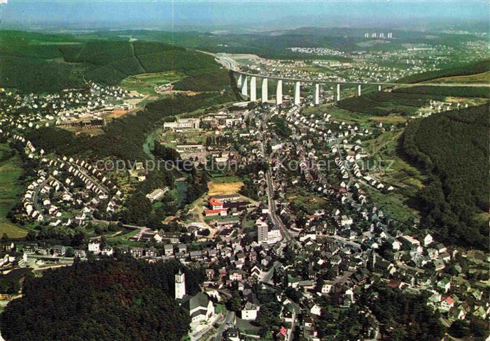 Eiserfeld Siegen Westfalen NRW Fliegeraufnahme mit Siegtal Bruecke