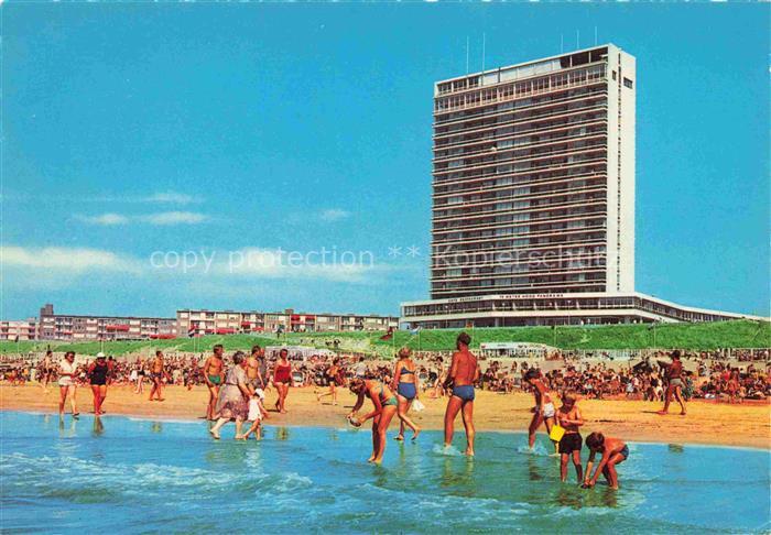 ZANDVOORT-AAN-ZEE Noord Holland NL Strand met Bouwes Palace