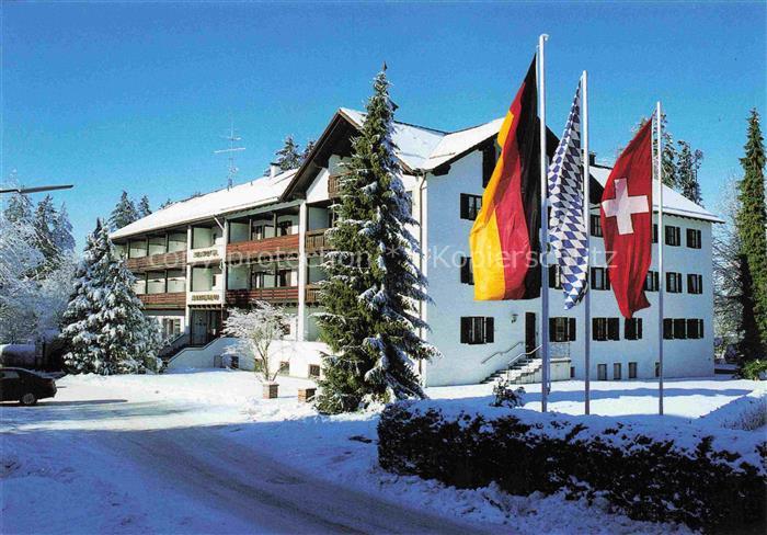 BAD WoeRISHOFEN Kurhotel Marienbad im Winter Fahnen