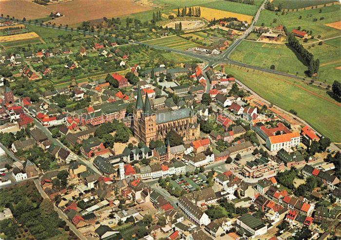 Xanten Wesel NRW Stadtbild mit roemischem Amphitheater