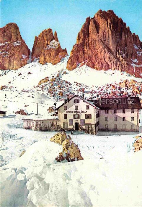 Passo Sella 2240m Selva Val Gardena IT Rifugio Passo Sella Dolomiti Winterpanora