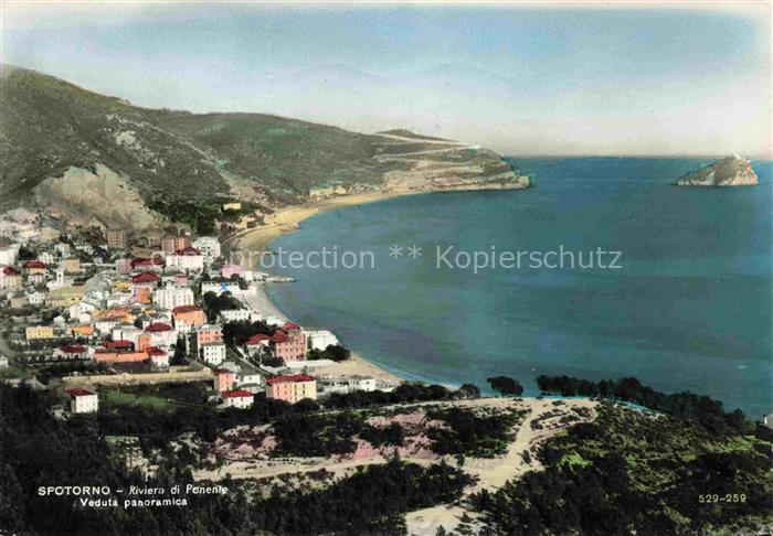 SPOTORNO Liguria IT Westliche Riviera Gesamtansicht
