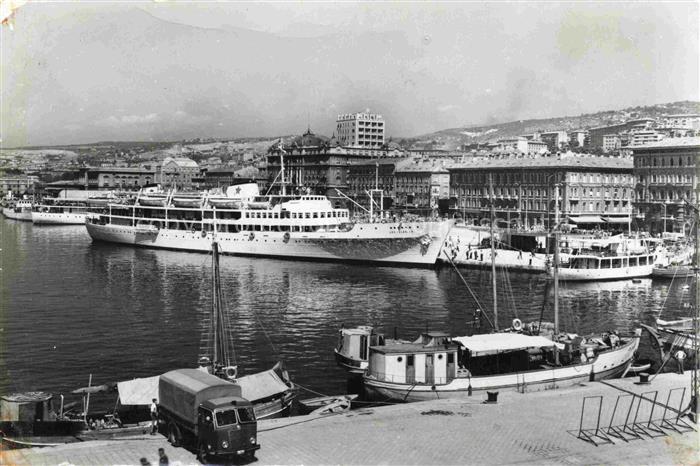 RIJEKA Fiume Susak Croatia Dampfer Hafen