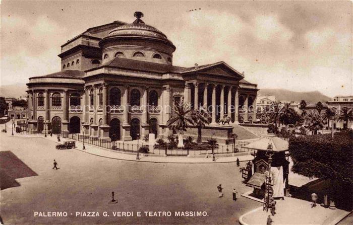 PALERMO  Sicilia IT Piazza Giuseppe Verdi e Teatro Massimo