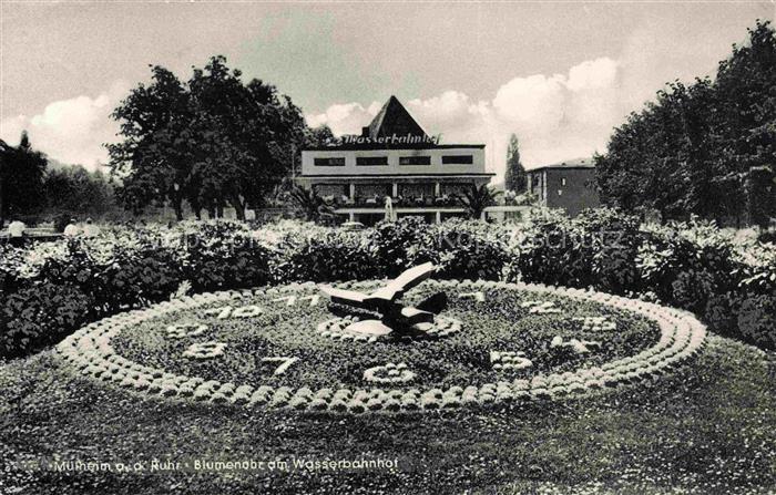 MueLHEIM  RUHR Blumenuhr am Wasserbahnhof