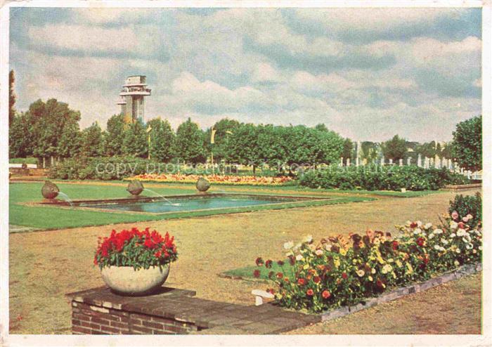 EssEN  Ruhr Eingangshof GRUGA 1952