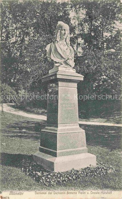 MueNSTER   Westfalen NRW Denkmal der Dichterin Annette Freiherrin von Droste Hue