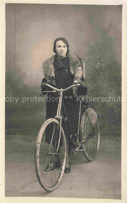 Fahrrad Bicycle Bicyclette Velo Bicicletta Bicicleta-- Frau