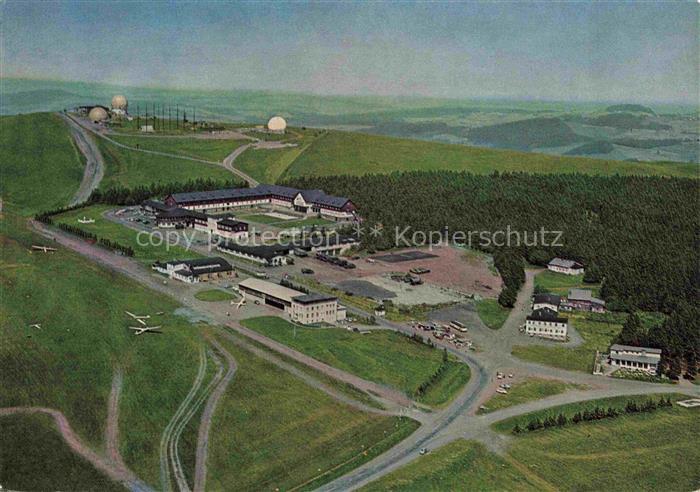 Wasserkuppe Rhoen Hessen Fliegeraufnahme mit Rhoengeistklause Segelflugschule Pe