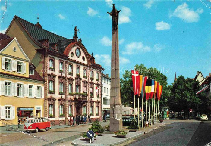 OFFENBURG Offenbourg Rathausplatz Rathaus und Ursulasaeule