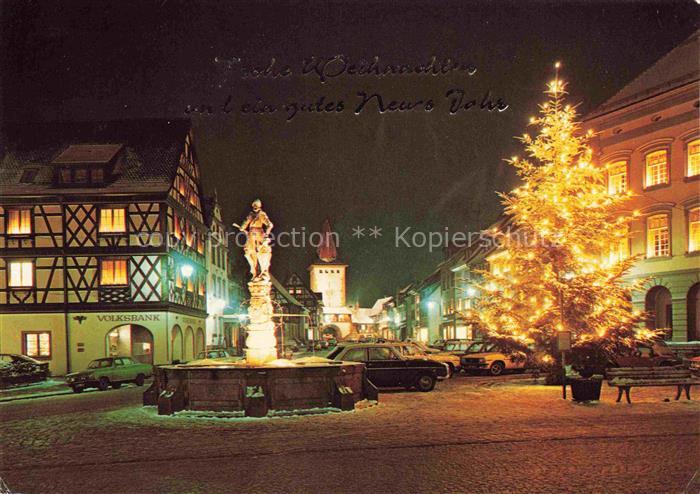 Gengenbach Marktplatz Brunnen zur Weihnachtszeit