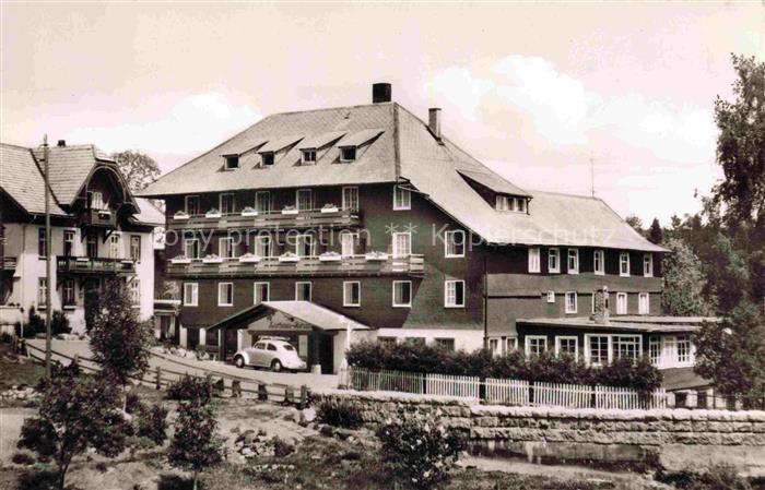 Altglashuetten Feldberg Schwarzwald Kurhaus Hirschen und Haus Loewen