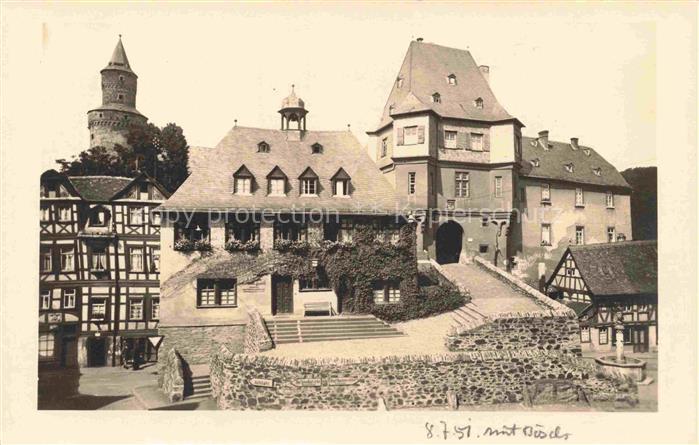 Idstein Alte Haeuser am Rathausplatz