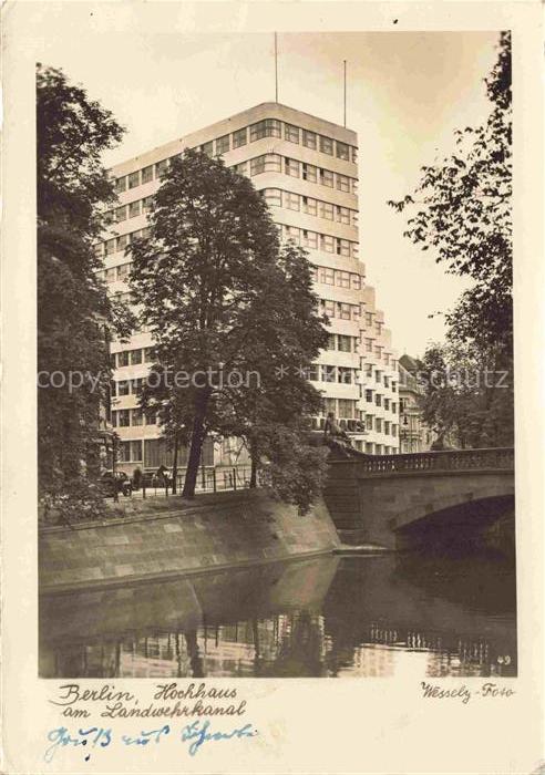 BERLIN  CITY Hochhaus am Landwehrkanal