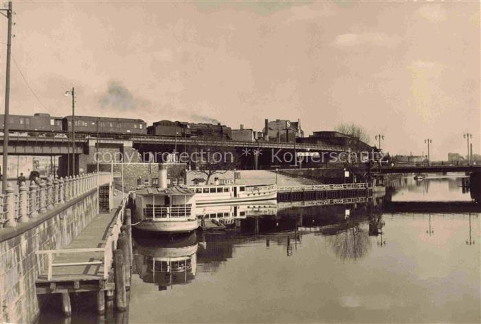 BERLIN  CITY Jannowitzbruecke Dampferanlegestelle