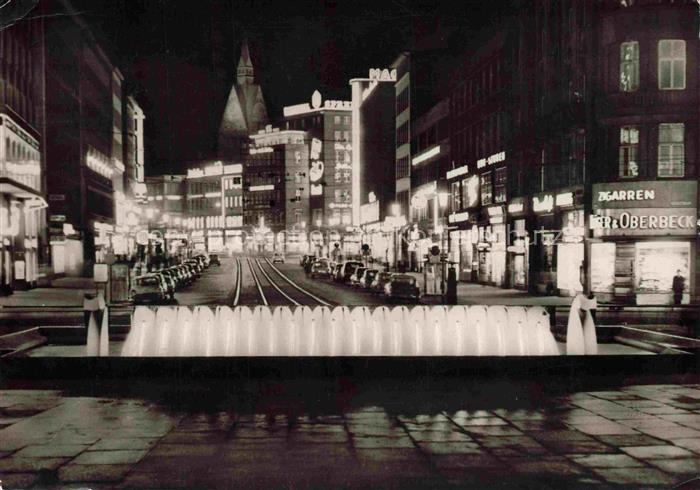 HANNOVER  CITY Bahnhofstrasse bei Nacht Neuer Brunnen Turm der Martinskirche