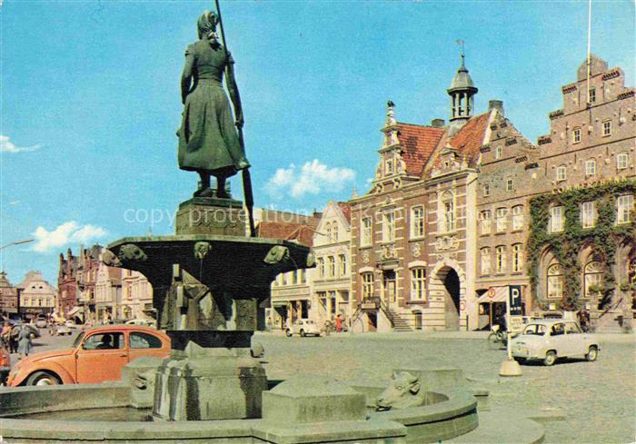 Husum  Nordfriesland Markt mit Tine