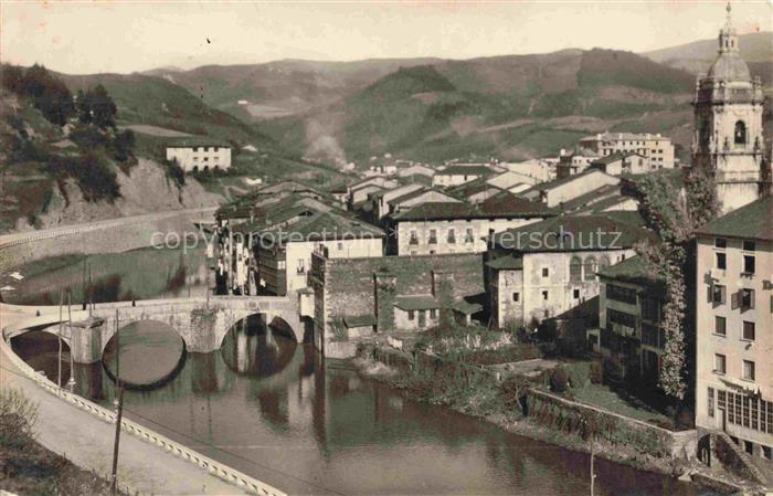 Elgoibar Pais Vasco ES Vue Generagle Deva River