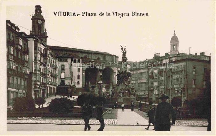 Vitoria  Pais Vasco ES Plaza de la Virgen Blanea