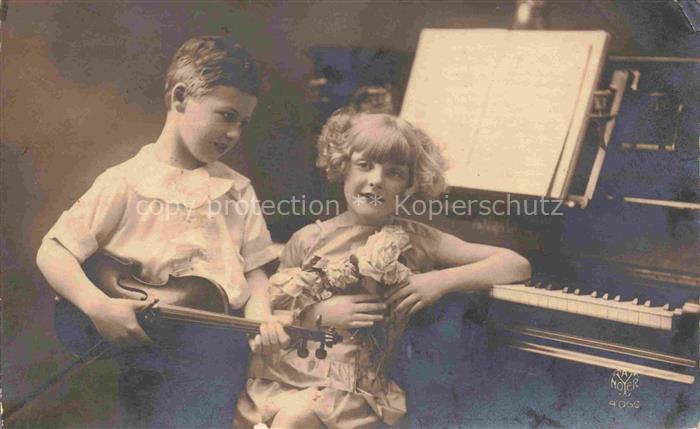 Foto Noyer A Paris Nr. 4060 Kinder Piano Violin