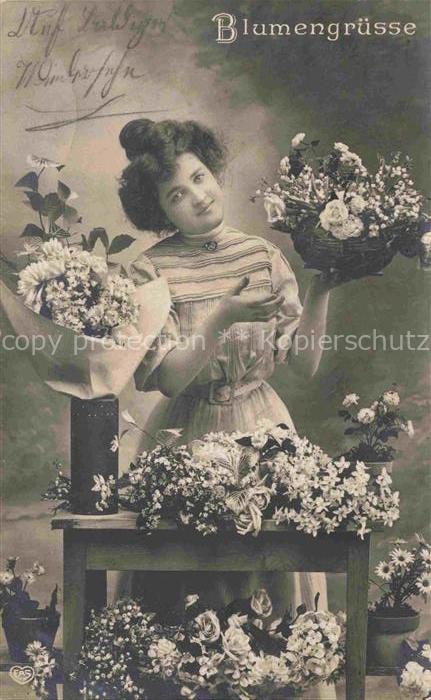 Foto EAS Nr. 1209 Blumengruesse Frau