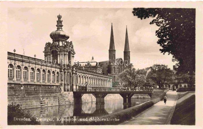 DRESDEN Elbe Zwinger Kronentor und Sophienkirche