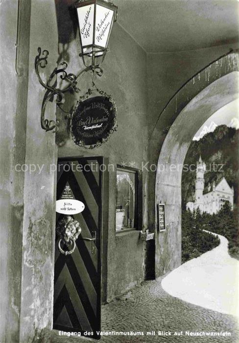 MueNCHEN  Bayern Eingang Valentinsmusaeum seit 1337 im Isartorturm Muenchen