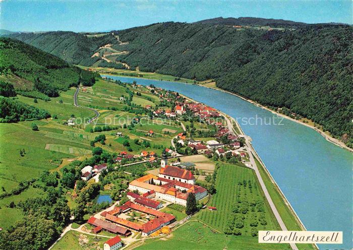 Engelhartszell Donau Oberoesterreich AT Fliegeraufnahme