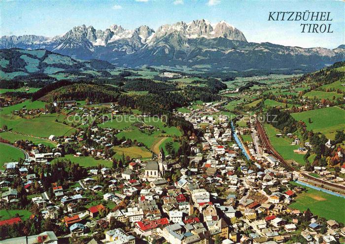 Kitzbuehel Tirol AT Fliegeraufnahme mit Kaisergebirge