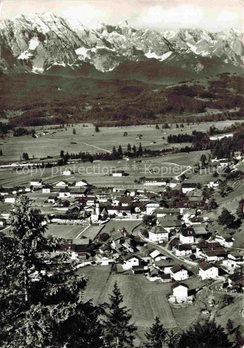 Wallgau Garmisch-Partenkirchen Bayern Fliegeraufnahme mit Wetterstein und Dreito