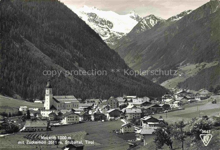 Neustift  Stubaital Tirol AT Panorama Kirche