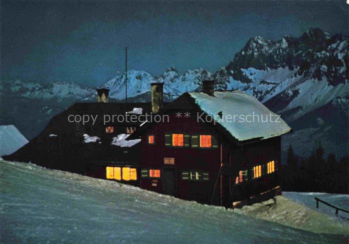 Schladmingerhuette 1830m Dachstein AT Ansicht bei Nacht