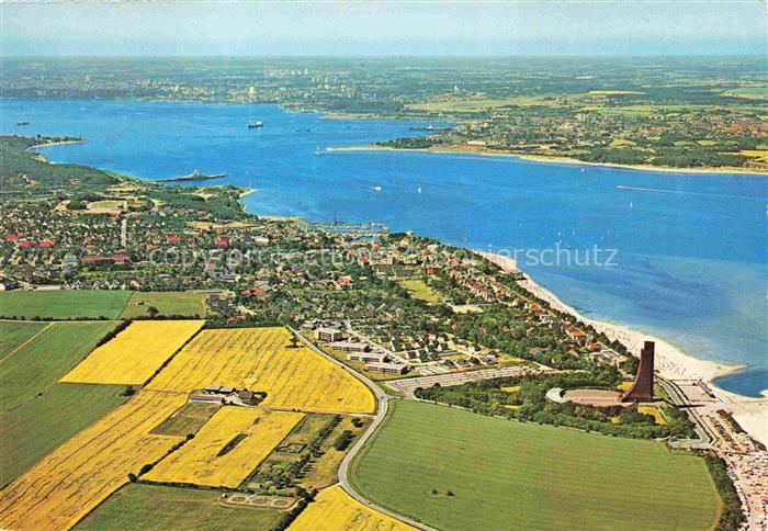 LABOE Ostseebad Fliegeraufnahme mit Marine Ehrenmal