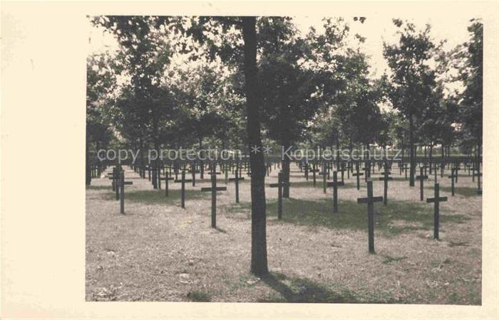 Langemark Langemarck Poelkapelle West-Vlaanderen Belgie Soldatenfriedhof