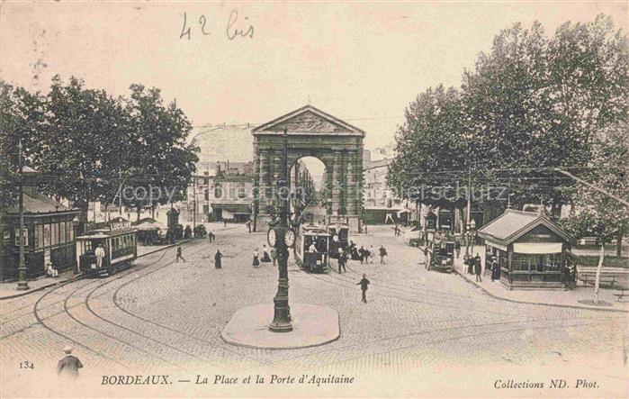 STRAssENBAHN Tramway-- Bordeaux Place Porte Aquitaine