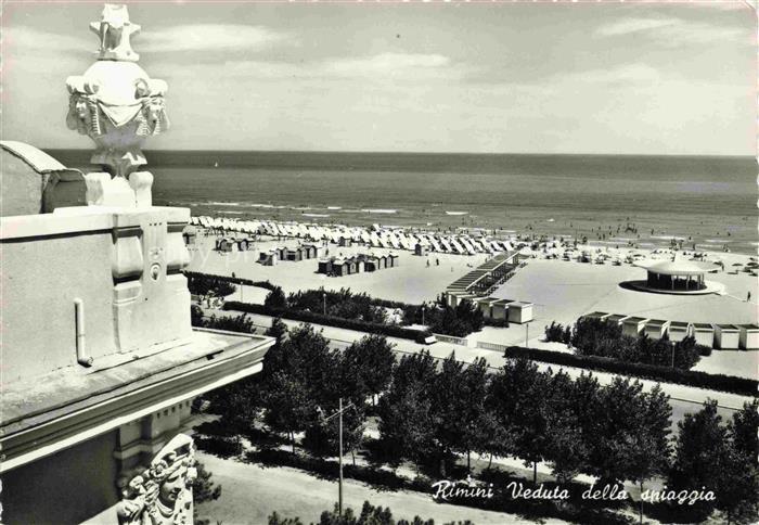 RIMINI IT Veduta della spiaggia