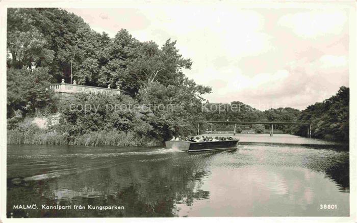 Malmoe  Sweden Kanaparti fran Kungsparken