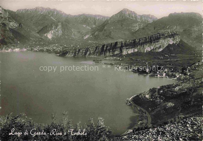 Riva  del Garda Riva sul Garda IT e Torbole Fliegeraufnahme