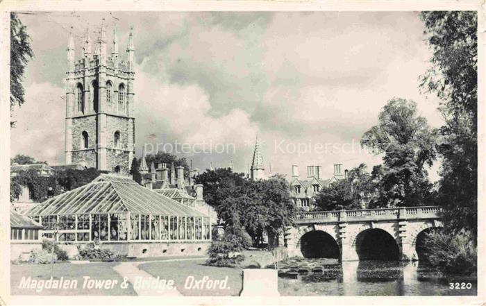 OXFORD  Oxfordshire UK Magdalen Tower and Bridge